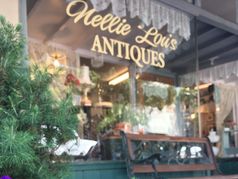 Nellie Lou’s Antiques