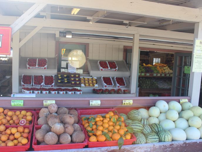 Underwood Family Farm – Somis Farm Center